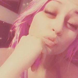 Meet your Posher, Michaela